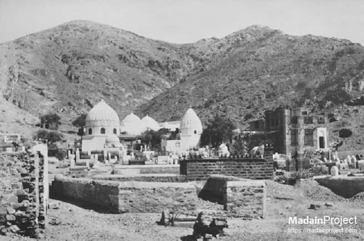 old image of Jannatul Mualla, makkah ziyarat, Jannatul Mualla, Umrah taxi